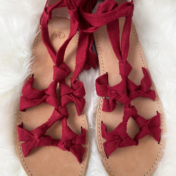 NEW RED WRAP ANKLE SANDALS - Picture 4 of 4